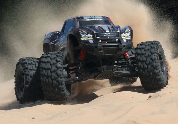 TRAXXAS X-Maxx 8S RTR Brushless waterproof +TSM E-Monster Truck TQi, 8S VXL +30Volt