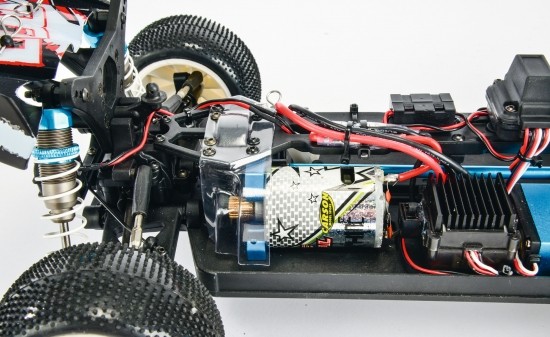 1:10 X10EB Dirt Warrior II 2,4 GHz 100% RTR+WP